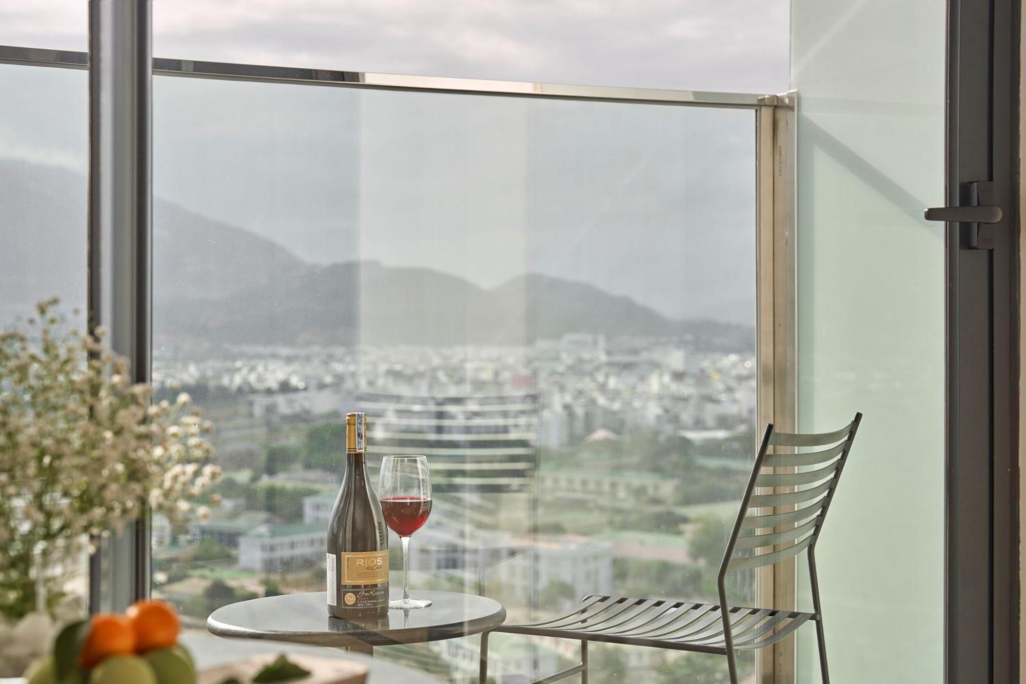 December Hotel Nha Trang Eksteriør billede